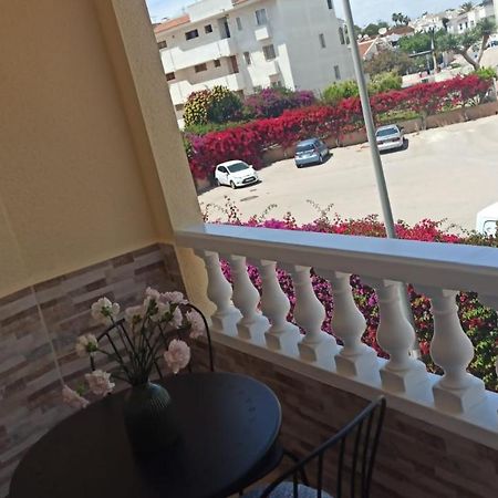 Torrevieja 2 Bedroom Holiday Apartment Exteriör bild