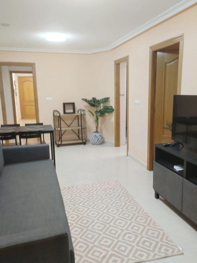Torrevieja 2 Bedroom Holiday Apartment Exteriör bild
