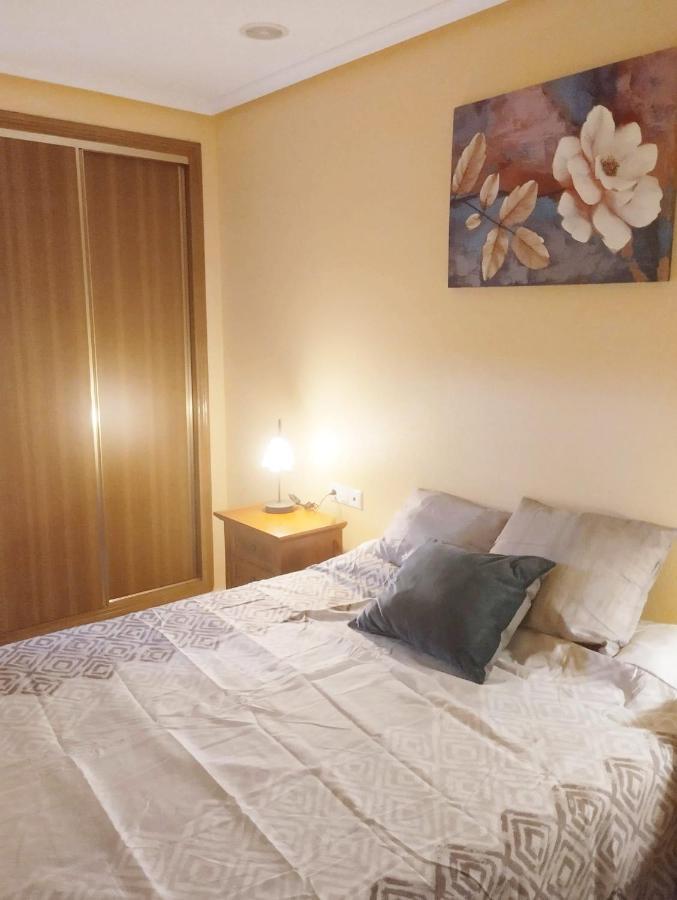 Torrevieja 2 Bedroom Holiday Apartment Exteriör bild